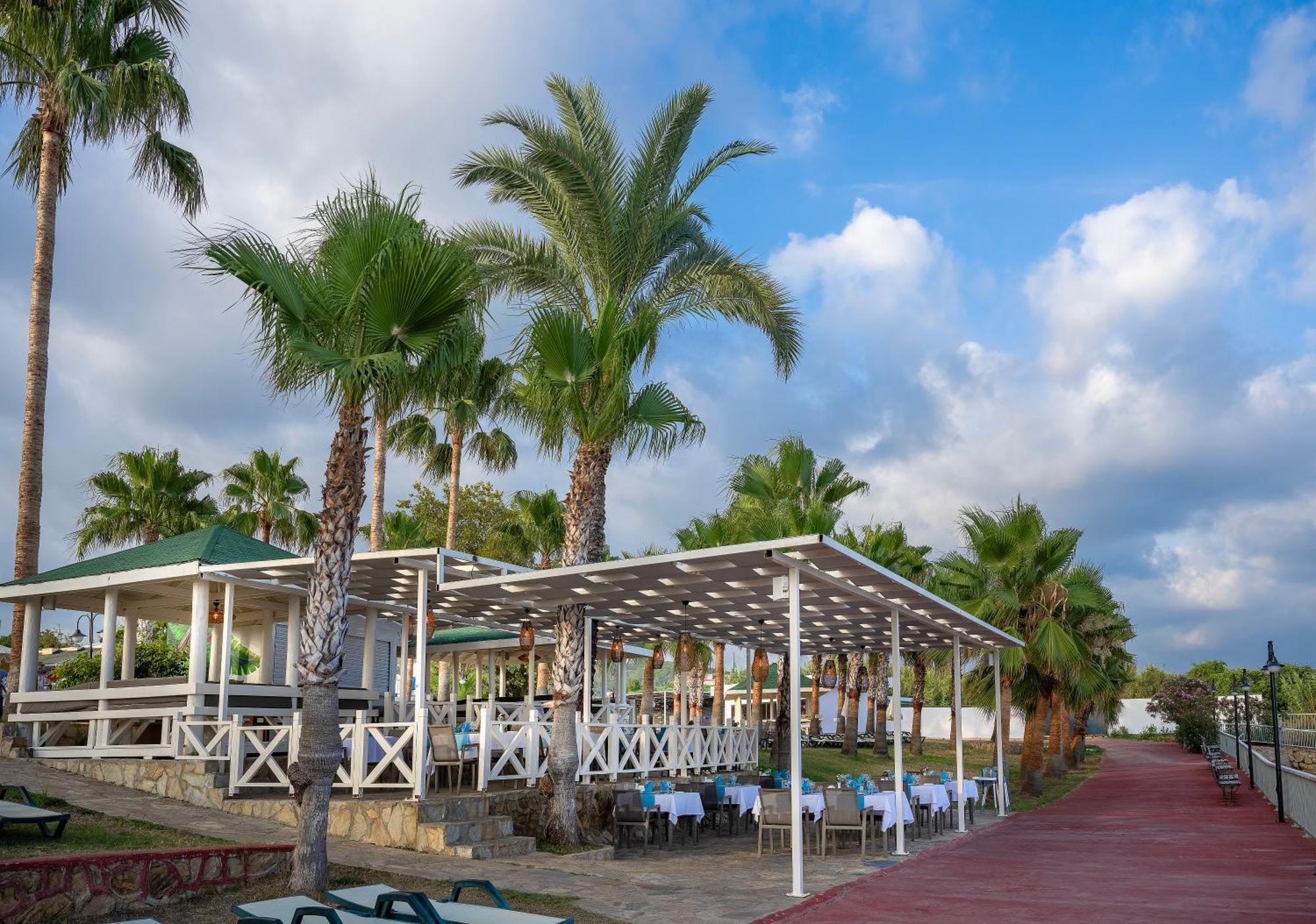 Oz Hotels Incekum Beach Alanya Exterior photo